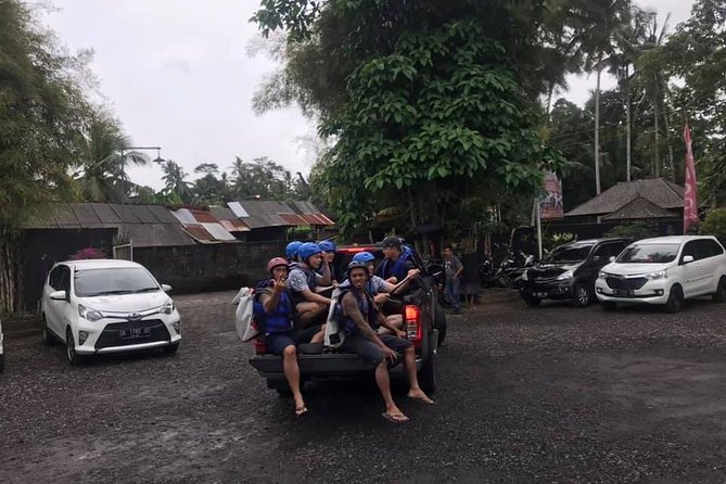 Bali White Water Rafting Ubud Ayung river rafting - Lunch, showers, and what the $29.99 covers