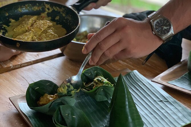 Balinese Authentic Cooking Class in Ubud - From garden to chopping board