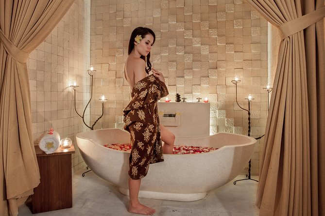 Balinese Body Massage at ANJALI SPA - A Quiet Spa Hour Inside Astagina Resort