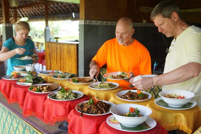 Balinese Traditional Food Cooking Class with Ubud Monkey Forest and SPA - Who will get the most from this day