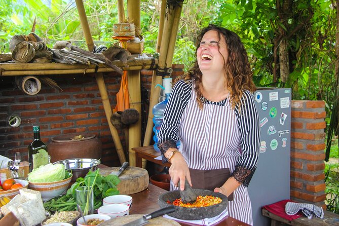 Balinese Vegan Cooking Class with Fresh Harvesting & Garden Tour - Key points at a glance