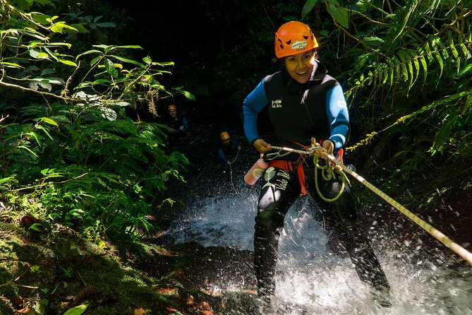 Beginner Canyoning trip in bali "Banyuwana canyon" - Lunch, footage, and the ride home