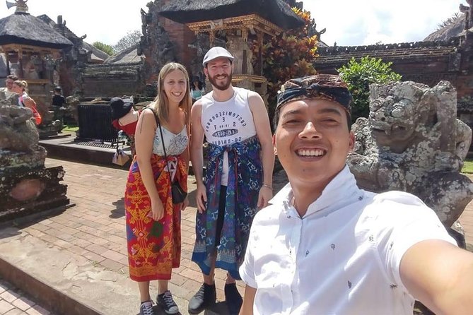 Best of Ubud Private Day Tour with All Inclusive - Tegenungan Waterfall and its steep approach
