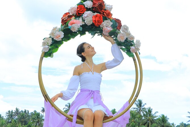 Best of Ubud Village Private Tour with Jungle Swing All Inclusive - Monkeys and forest paths at the Sacred Monkey Forest