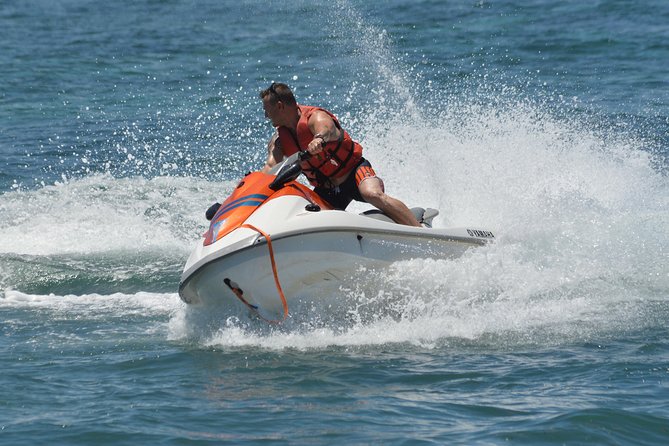 Best Package 3 in One Water Sport - Second activity: five minutes of parasailing