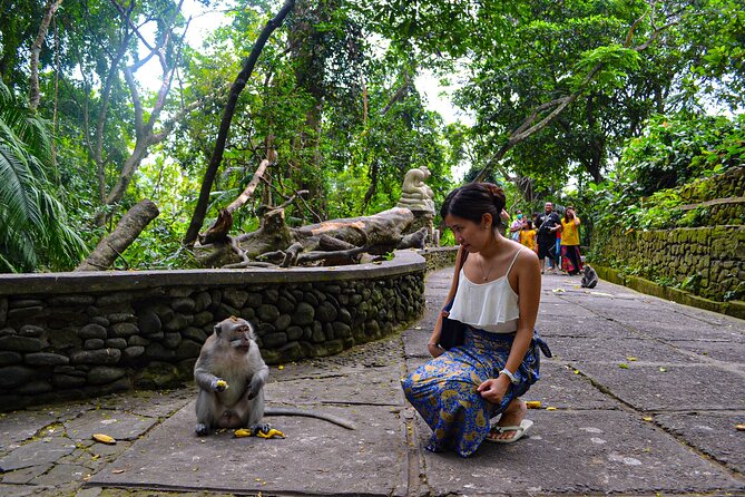 Best Ubud Highlights - Private Day Tour - A local lunch stop in Tegalalang