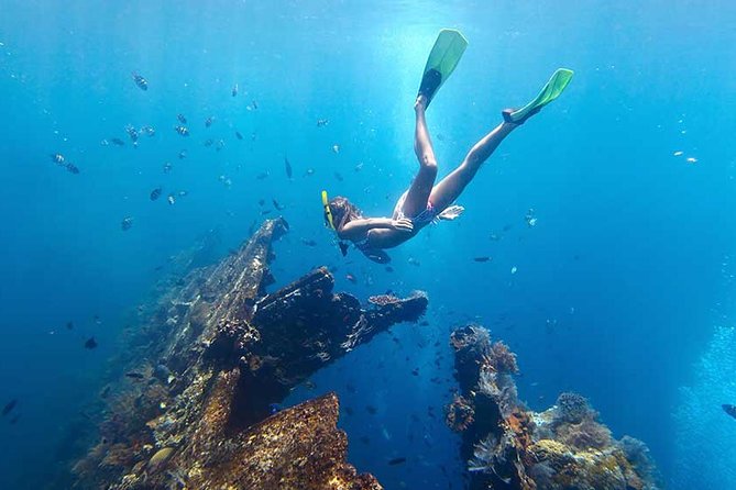 Blow Lagoon Bali Snorkeling and see Bali Bats Cave Temple - Who will get the most from this day