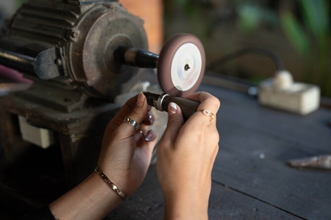 Canggu Silver Jewelry Making Class: Create Unique Silver Jewelry - Understanding the silver allowance and extra charges