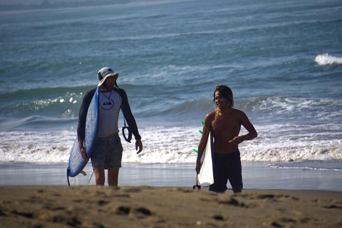 Canggu: Surfing lesson with ISA certified instructor - What the private format means for couples and groups