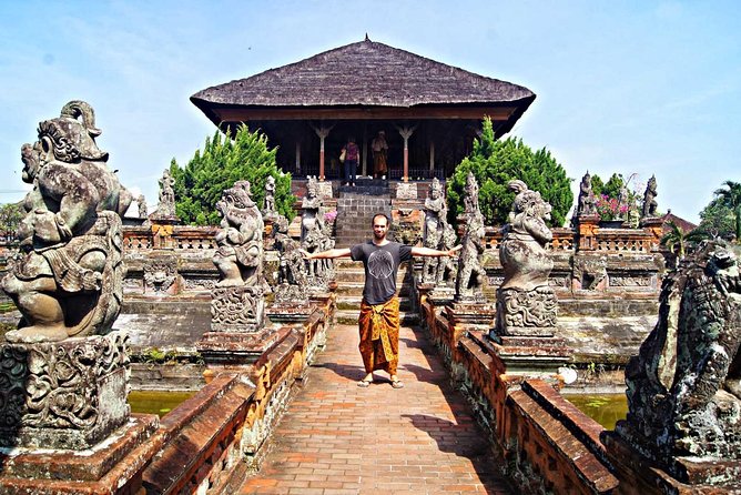Charter Standard Vehicle with Driver at Bali- 5 Hours Usage - What your driver does, and what the service does not include