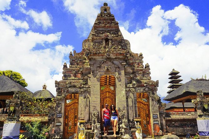 Complete your Bali Holiday with Bali Instagram Tour including Lunch - The private vehicle is the main convenience