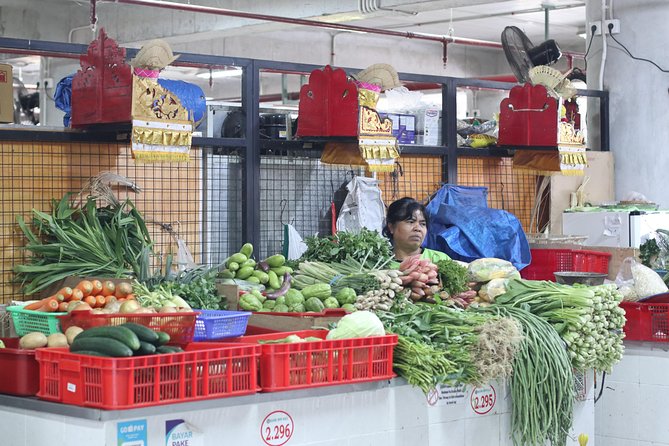 Denpasar City Food Tour (Day Tour) - Pasar Badung: market food with a local rhythm