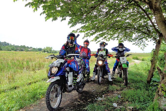 Dirt Bike Tours with fully trained Guides - full day tours with relax time frame - Following local guides through southern Bali