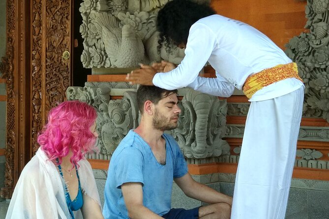 Discover Balinese fortune telling with convenient on-call service - Counseling and spiritual conversation