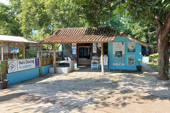 Discover Scuba Diving in Pemuteran at the Biorock site,1 shore dive all included - Who should book this Pemuteran experience