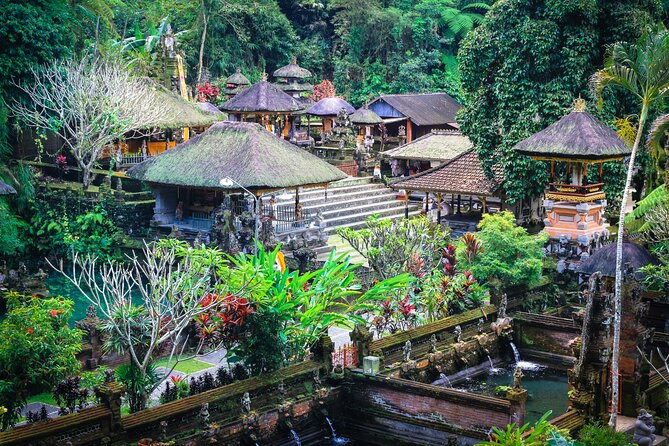 Discover Ubud: 2 Days Ubud Private Tour - Kanto Lampo and Tukad Cepung waterfalls