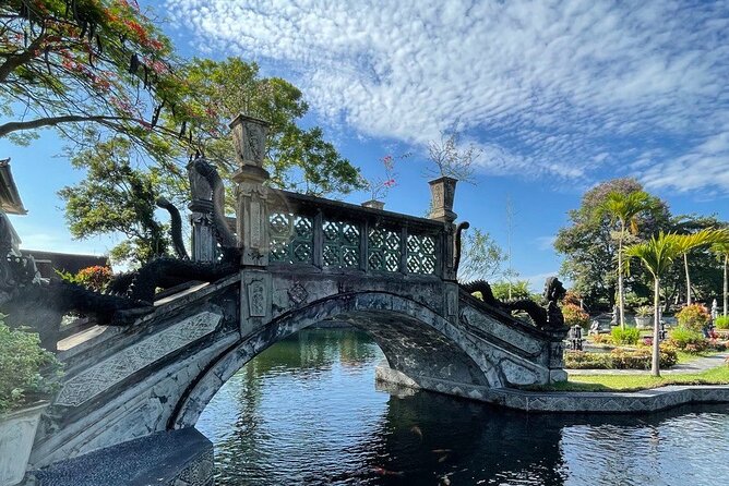 East Bali Tour - Gate of Heaven - Tirta Gangga - Tukad Cepung - Tukad Cepung and the light between the cliffs