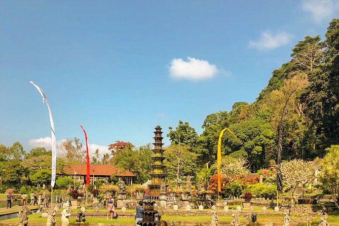 East Bali Tour, Lempuyang - Tirta Gangga - Ujung Soekasada - Black sand Beach - Purnama Beach and East Bali’s black sand