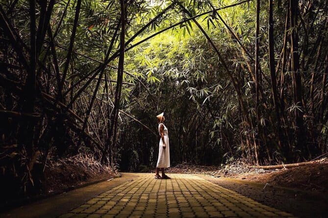 Eastern Bali and Besakih Temple Tour - Penglipuran Village at the 9 a.m. start