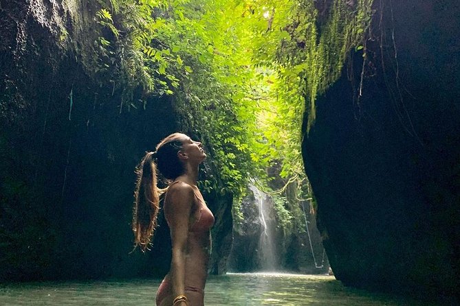 Epic Waterfall Trip: Kanto lampo, Goa Rang Reng, Tibumana & Secret waterfall - Goa Rang Reng, a cave and valley setting