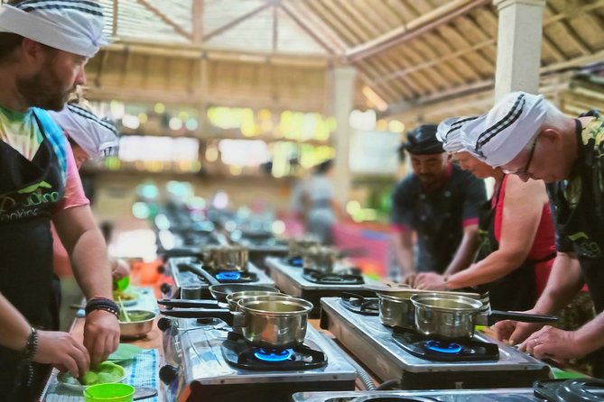 Exclusive Authentic Balinese Cooking Class at Family home - Key points to know before you book