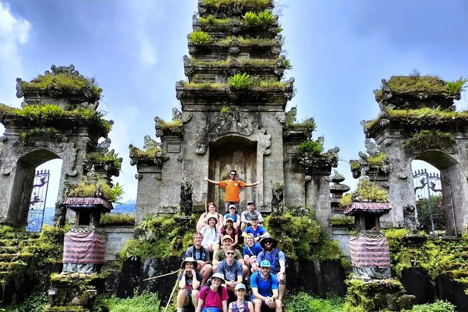 Explore Munduk Customized 8 Hour Day Tour in North Bali - What the private car and guide add to the day