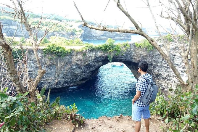 Explore The Nusapenida island In one Day - The guides are a major part of the value