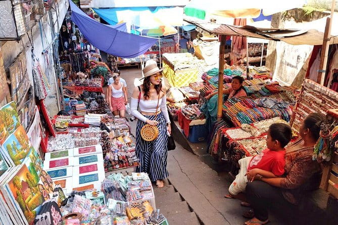 Exploring Bali in 3 Days: Discover Top Places in Bali - Day one: monkeys, markets, volcano views, and rice terraces