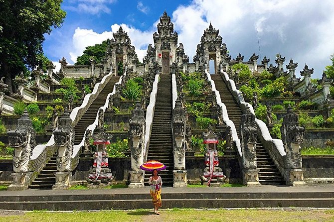 Exploring Bali in 5 Days: Completed Journey of Discovering Bali - Day 3: Sekumpul’s hard walk and north Bali photo stops
