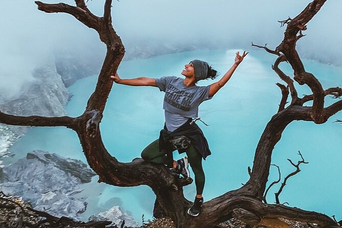 From Bali: 24-Hour Kawah Ijen Blue Flames, Dinner & Room - Inside the crater: sulfur, fumes, and blue fire