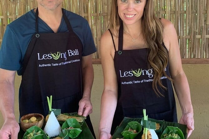 From Ubud: Authentic Cooking Class Visit Traditional Market - From market basket to Balinese meal