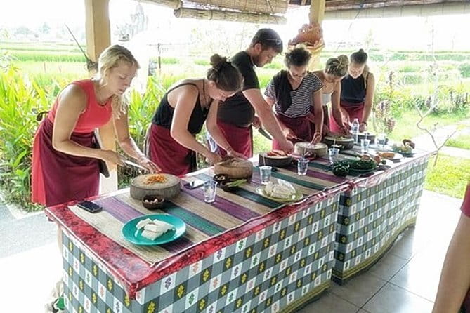 From Ubud: Authentic Cooking Class Visit Traditional Market - What the $45 price includes