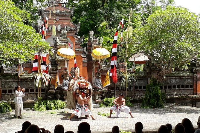 Full Day Kintamani Volcano View and Ubud Village Tour - Celuk Village and the Silver Shopping Stop