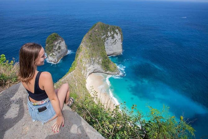 Full-Day Nusa Penida Island Private Tour with Local Guide - Meeting Your Nusa Penida Guide