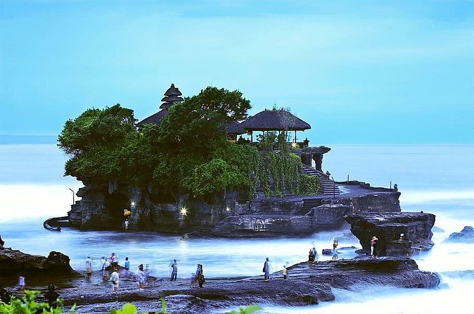 Full Day Private Water Temples Tour in Bali - Comfort, meals, and practical timing