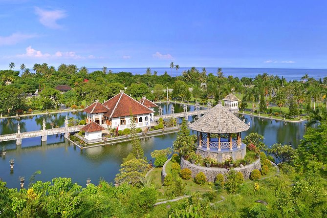 Gate Heaven of LEMPUYANG TEMPLE & East Bali Tours - Asah Hill, a short stop above the sea
