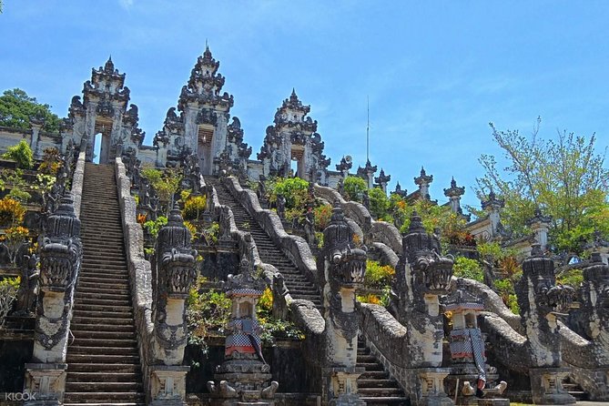 Gate Heaven of LEMPUYANG TEMPLE & East Bali Tours - Ujung Water Palace and its broad royal grounds