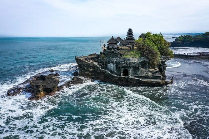 Get Your Personal Tour Guide to Explore Beautiful island of Bali - Comfort and pace inside the Toyota Avanza