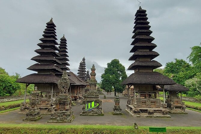 Half-Day Private Tour to Tanah Lot and Bali Royal Temple - Key points at a glance