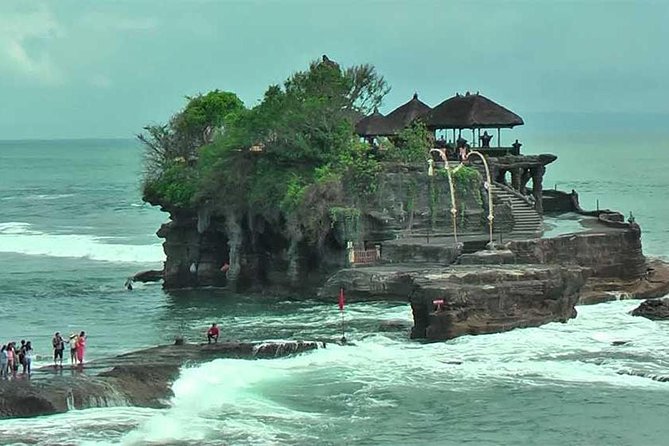 Half Day Tour: Tanah Lot Sunset & Taman Ayun Temple Included Entrance Ticket - The private car changes the feel of the day