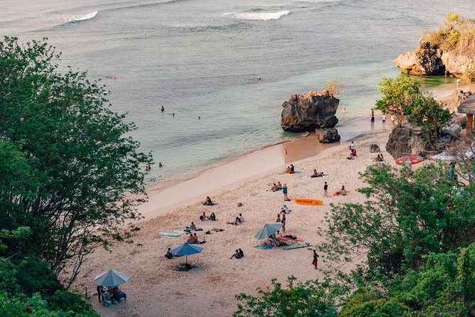 Half-Day Tour: Uluwatu Temple and Kecak Fire Dance Show - What the private driver-guide adds