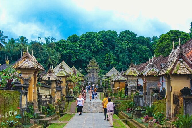 Highlight of Bali Tour - Gedung Arca Museum and Bali before the resorts
