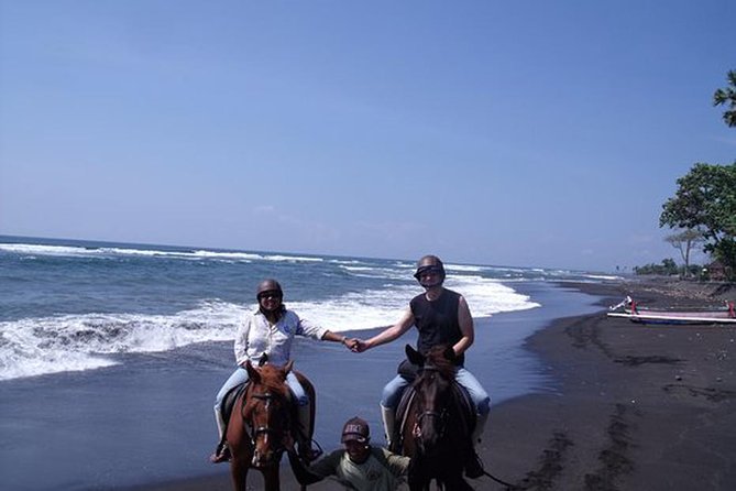 Horse Riding on the Black Sand Beach and Free Hotel Transfers - What the four-hour schedule really includes