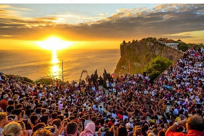 Kecak fire dance and uluwatu temple tour - free wifi - Why the Kecak performance is worth building an evening around