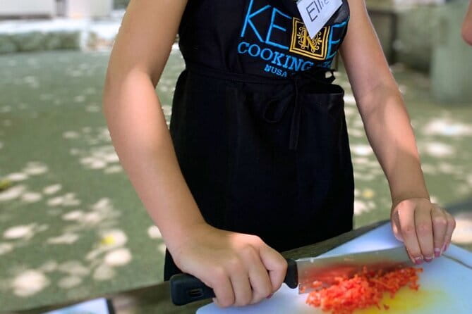 Kekeb Cooking Class at Nusa Dua - Meeting local chefs before the cooking begins