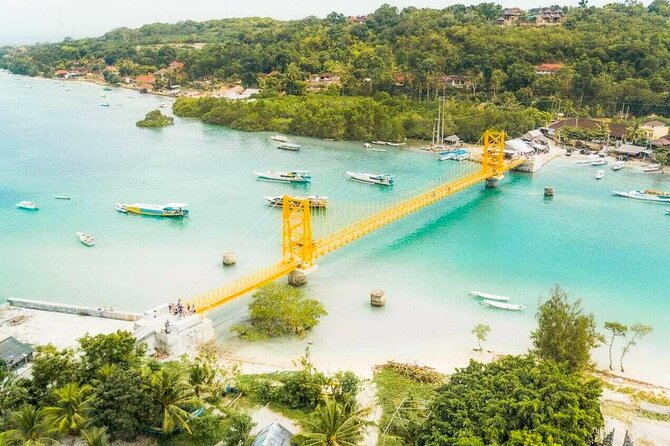 Lembongan and Ceningan Island Tour - Dream Beach, a short look at Lembongan’s sand