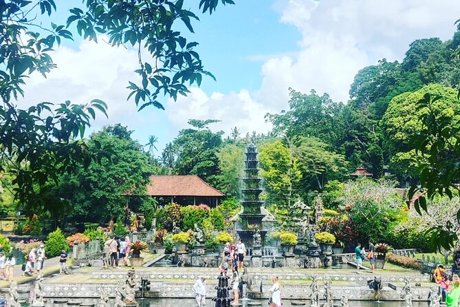 Lempuyang Gate of Heaven, Tirta gangga & tukad cepung waterfall - What the private car changes