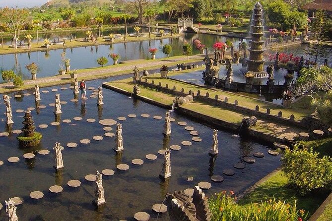 Lempuyang Luhur Temple Gate Of Heaven Tour Car Charter - The private format and driver service