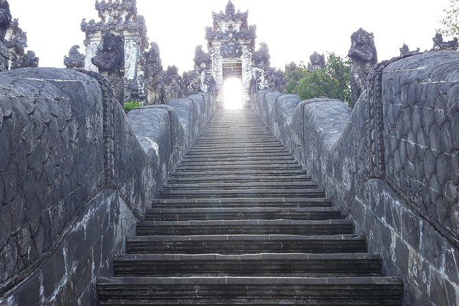Lempuyang Temple Entrance Ticket All Inclusive - Why the early start can change the day