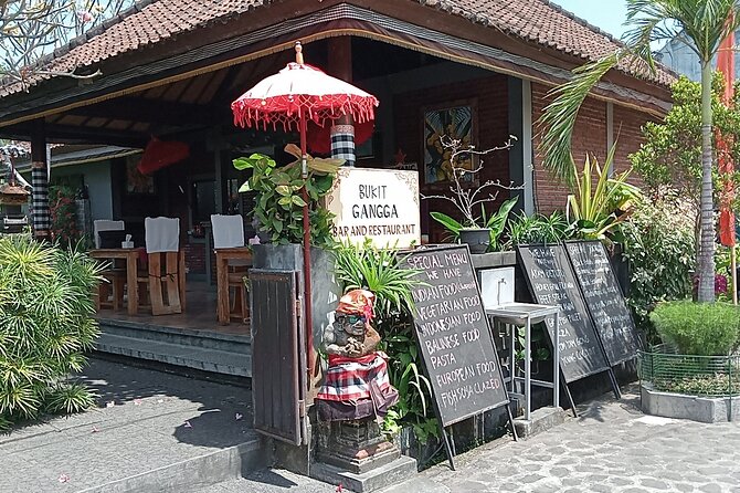 Lempuyang Temple Gate Heaven Tirta Gangga Private Guided Tour - Ujung Water Palace and the Karangasem connection